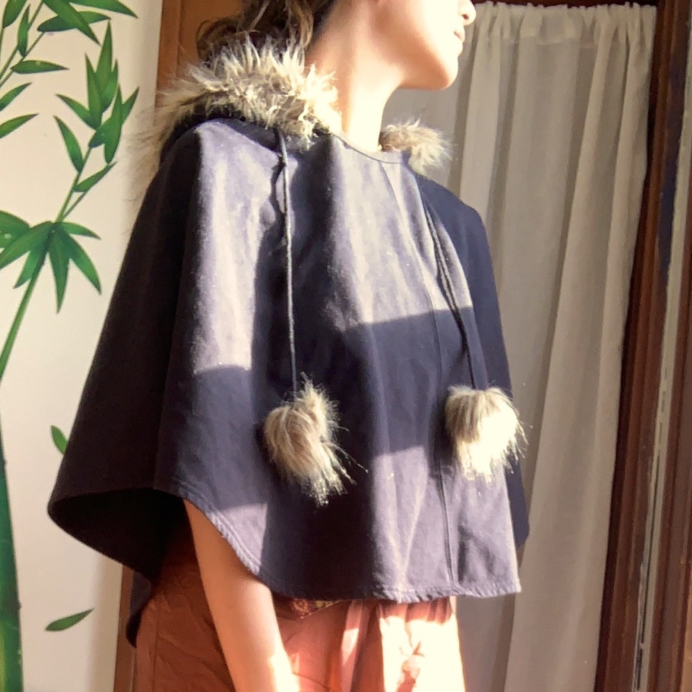 Fur trim hooded fleece cape